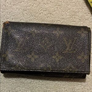 Louis Vuitton Dark Brown Monogram Key Holder👝louis5